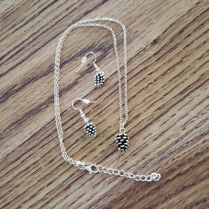 Elegant 14K Gold-Plated Pine Cone Pinecone Drop Dangle Earrings and Necklace Set